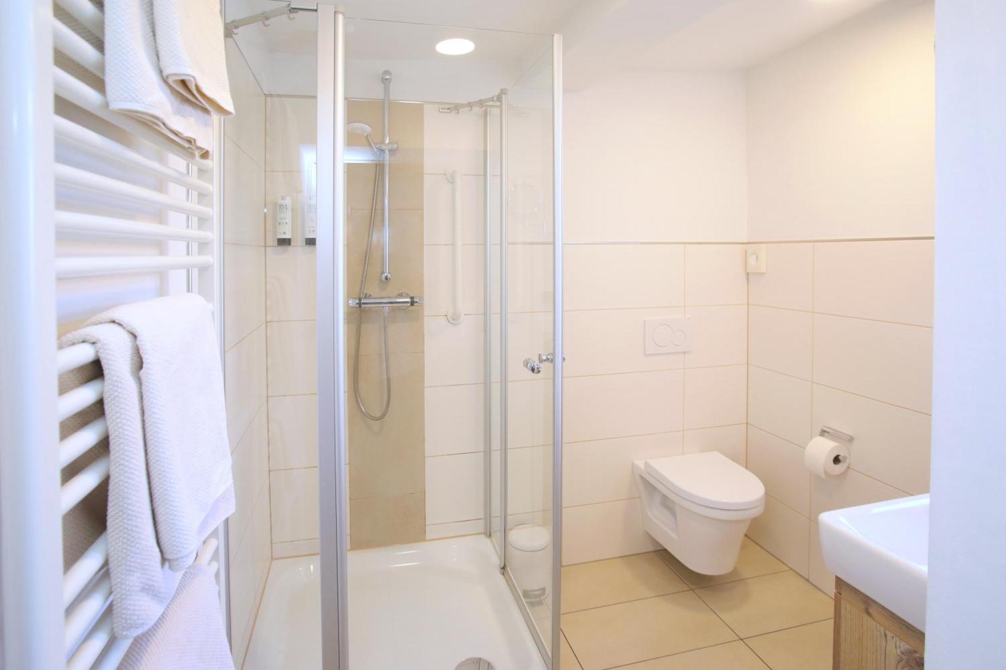 Romantik Hotel Landhaus Biewald Friedland  Экстерьер фото